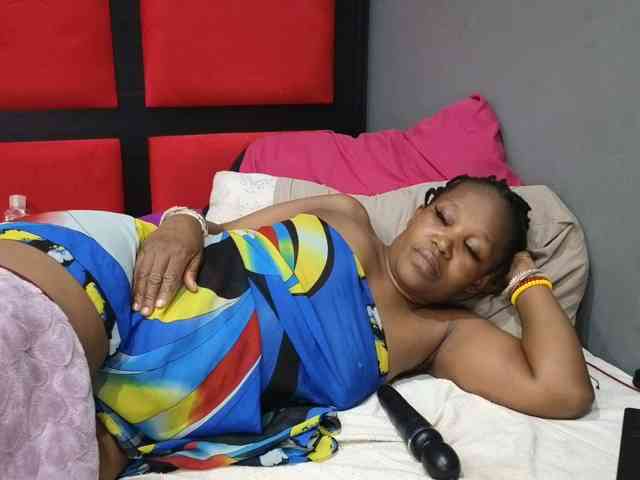 Sheila80 webcam
