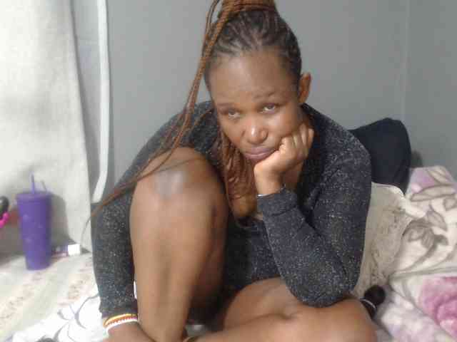 Sheila80 webcam