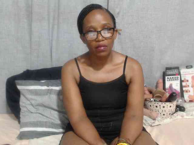 Sheila80 webcam