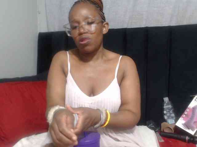 Sheila80 webcam
