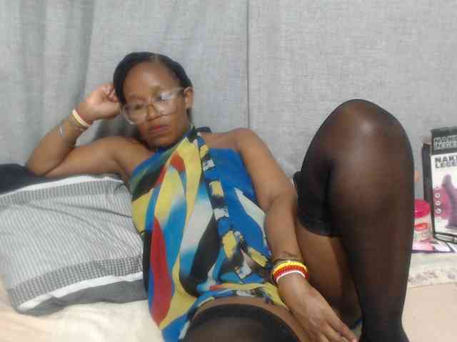 Sheila80 webcam