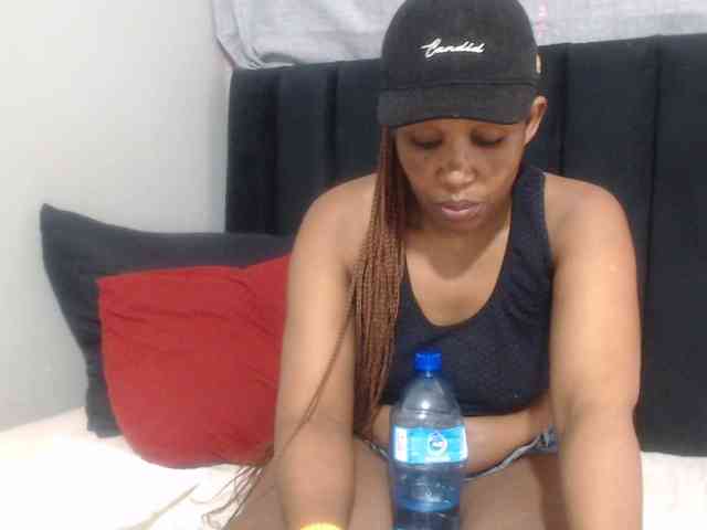 Sheila80 webcam
