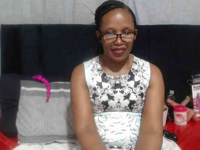 Sheila80 webcam
