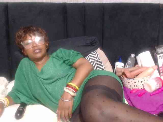 Sheila80 webcam
