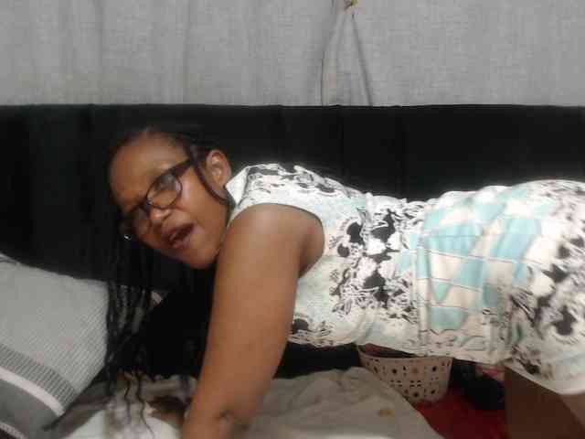 Sheila80 webcam