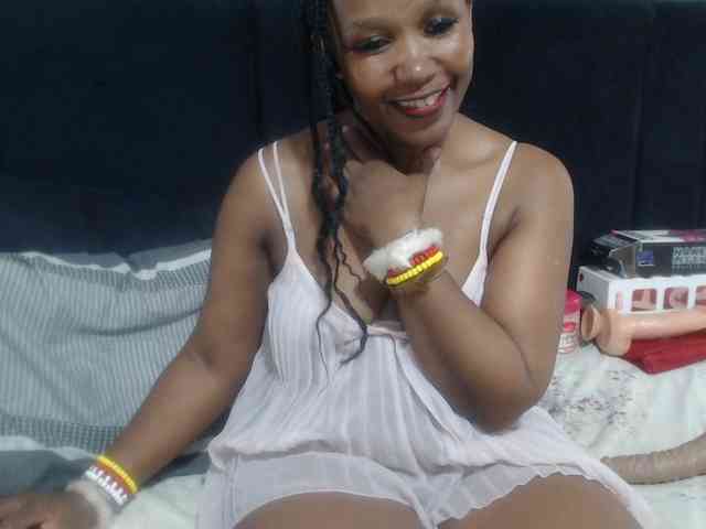Sheila80 webcam