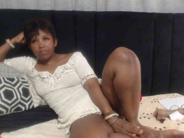 Sheila80 webcam