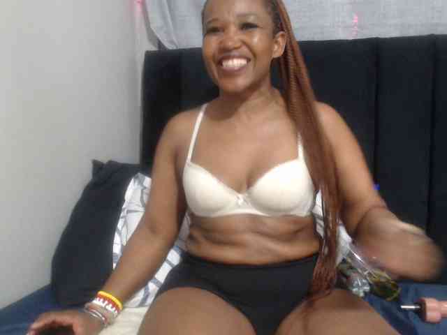 Sheila80 webcam