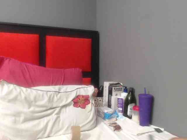 Sheila80 webcam