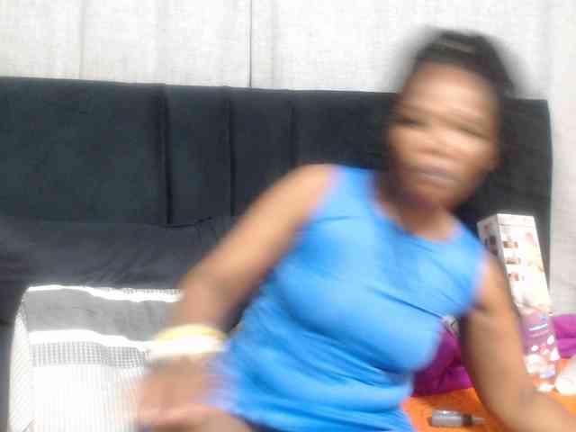 Sheila80 webcam
