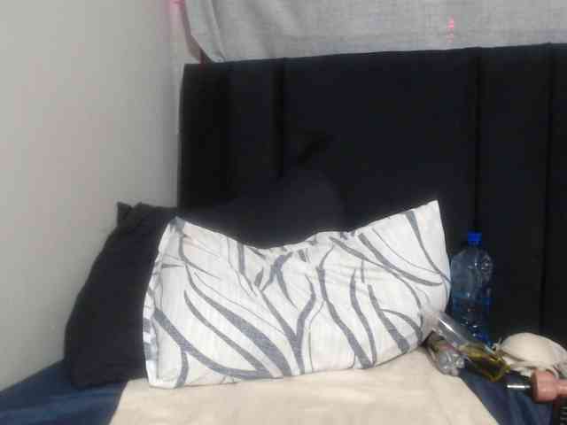 Sheila80 webcam