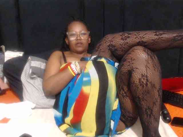 Sheila80 webcam
