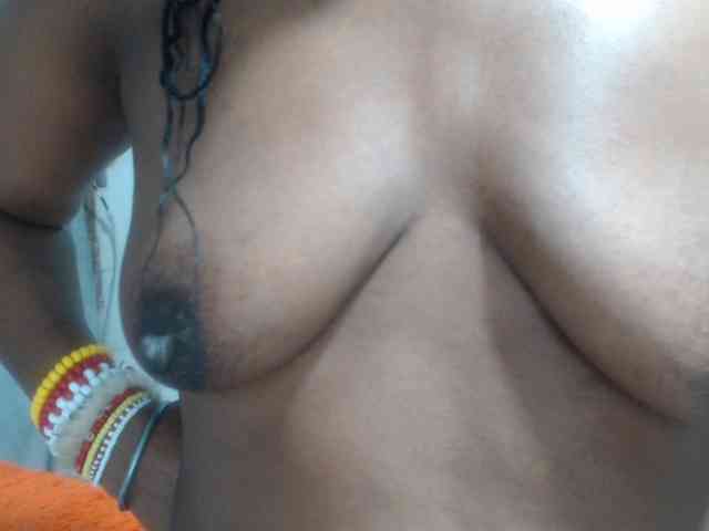 Model: Sheila80