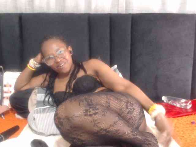 Sheila80 webcam