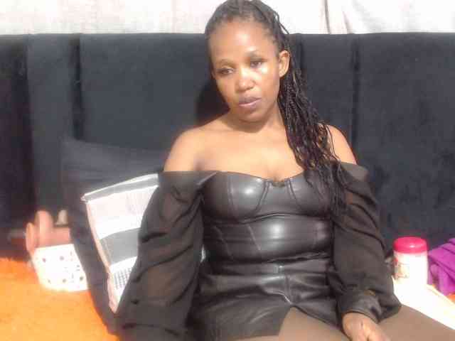 Sheila80 Live Webcam on BongaCams