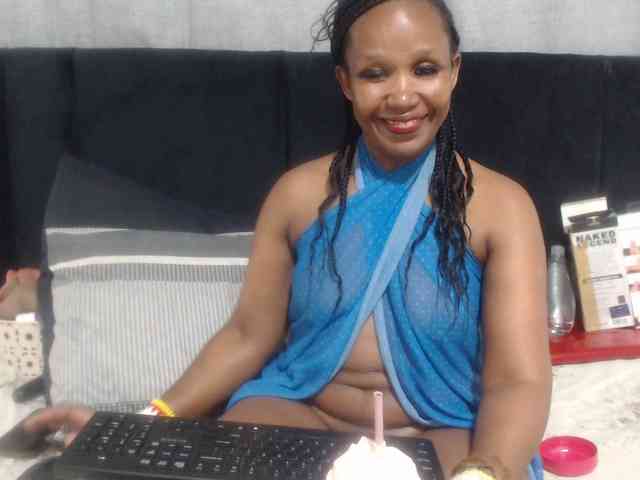 Sheila80 webcam