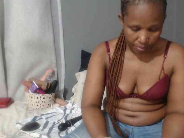 Sheila80 webcam