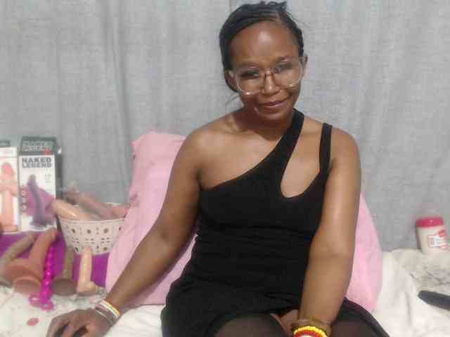 Sheila80 webcam