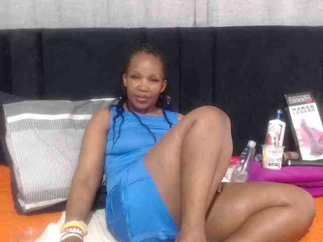 Sheila80 webcam