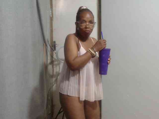Sheila80 webcam