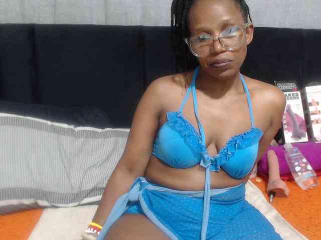 Sheila80 webcam