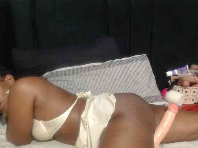 Sheila80 webcam