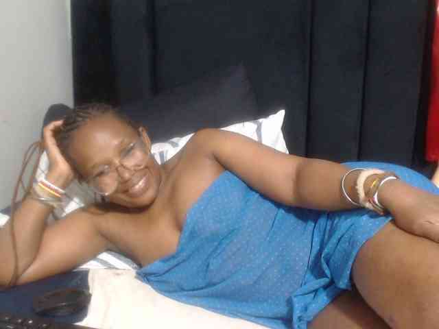 Sheila80 webcam