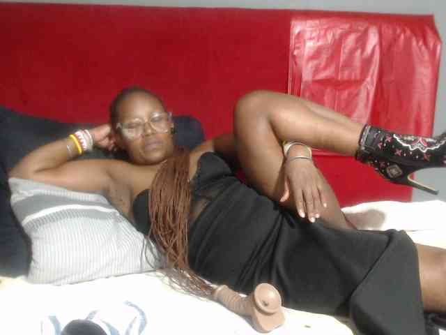 Sheila80 webcam