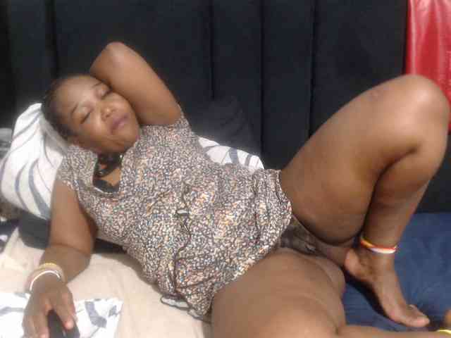 Sheila80 webcam