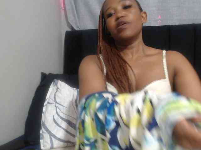 Sheila80 webcam