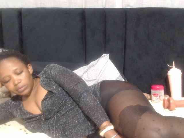 Sheila80 webcam