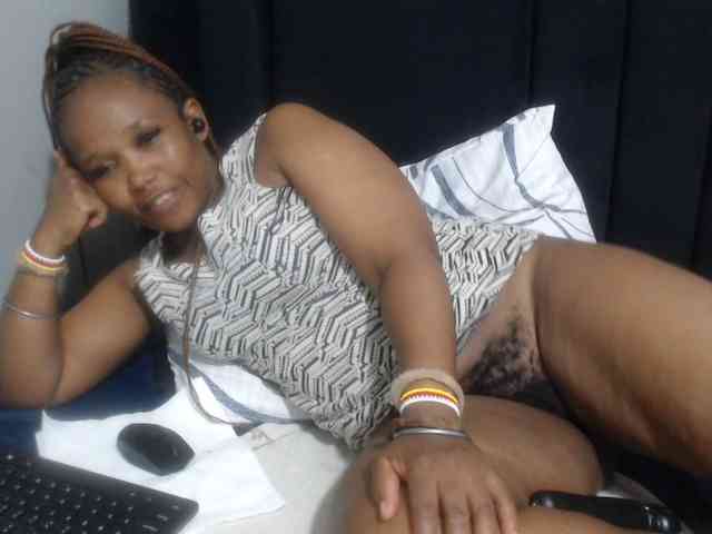 Sheila80 webcam