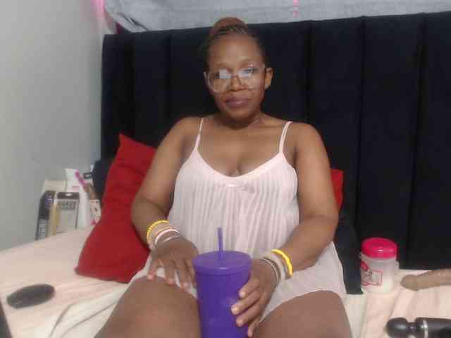 Sheila80 webcam