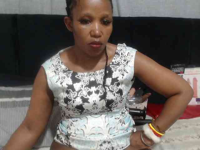 Sheila80 webcam