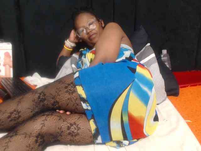 Sheila80 webcam