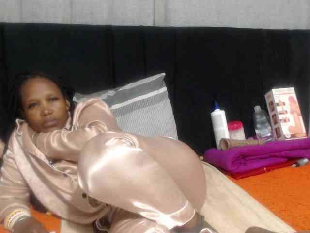 Sheila80 webcam