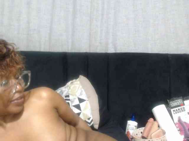 Sheila80 webcam