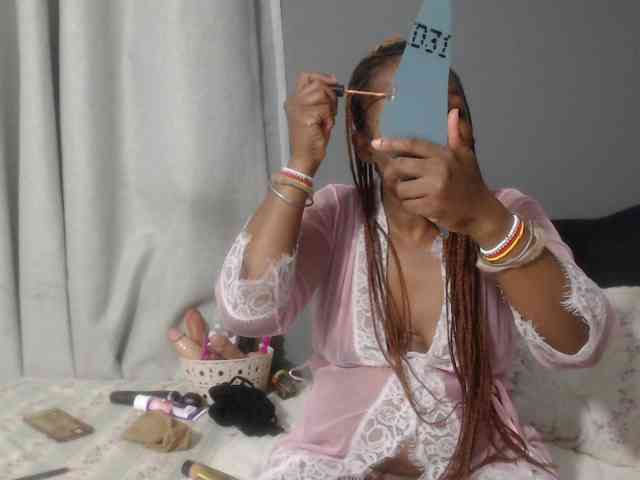 Sheila80 webcam