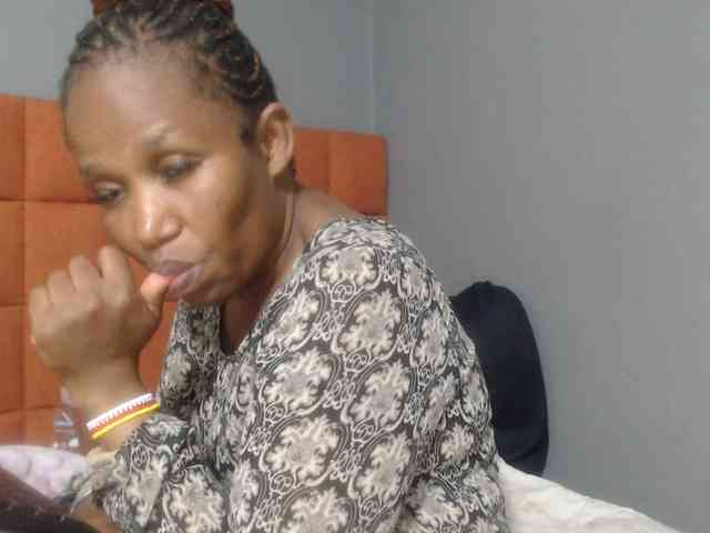 Sheila80 webcam