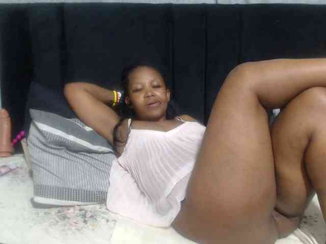 Sheila80 webcam
