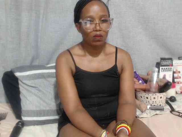 Sheila80 webcam