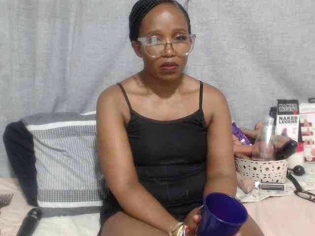 Sheila80 webcam