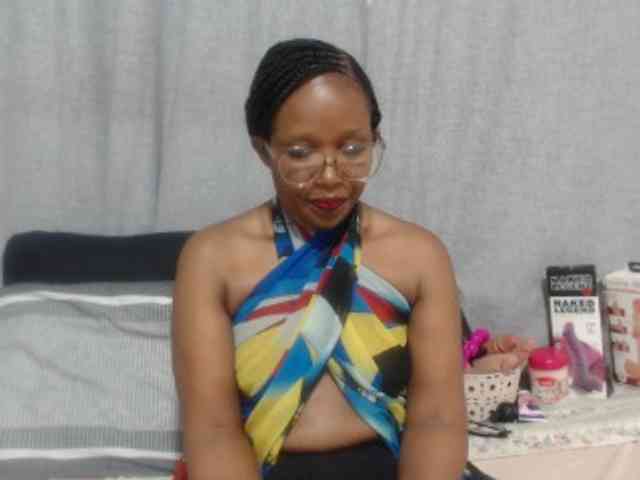 Sheila80 webcam