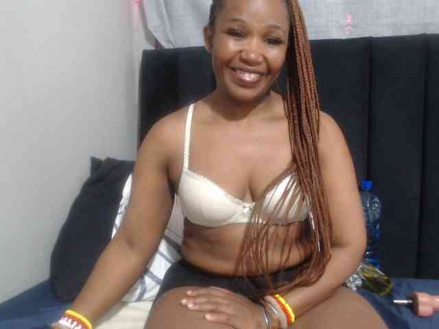 Sheila80 webcam