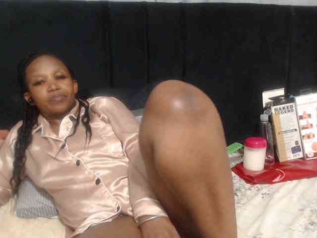 Sheila80 webcam