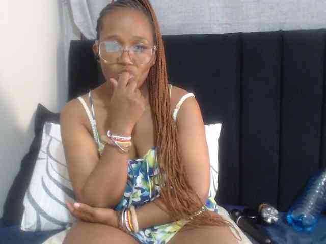 Sheila80 webcam
