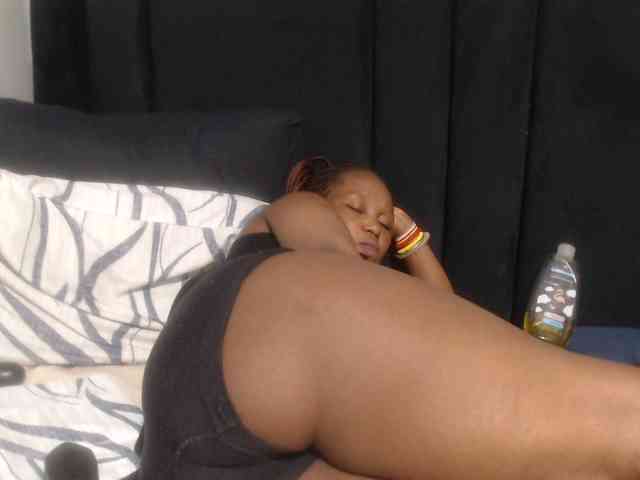 Sheila80 webcam