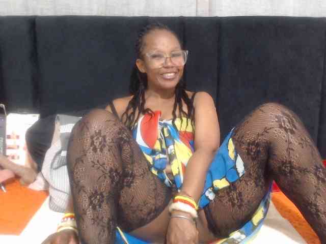 Sheila80 webcam
