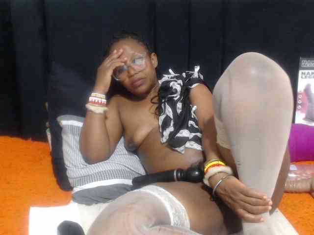 Sheila80 webcam