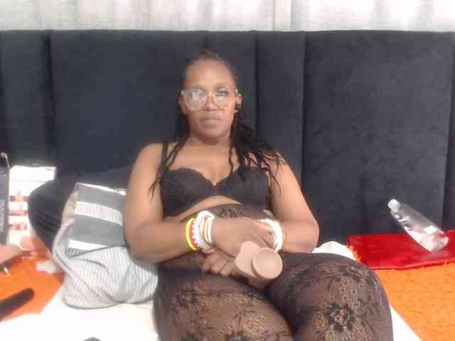 Sheila80 webcam